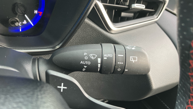 Toyota Corolla 2.0 VVT-i Hybrid GR Sport 5dr CVT Hybrid Hatchback